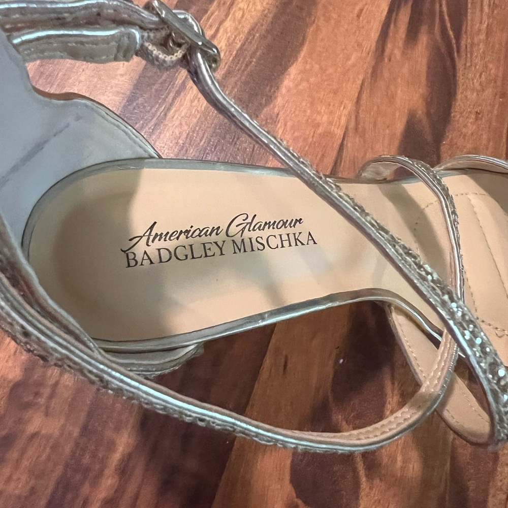 Formal Heels - Picture 3 of 4